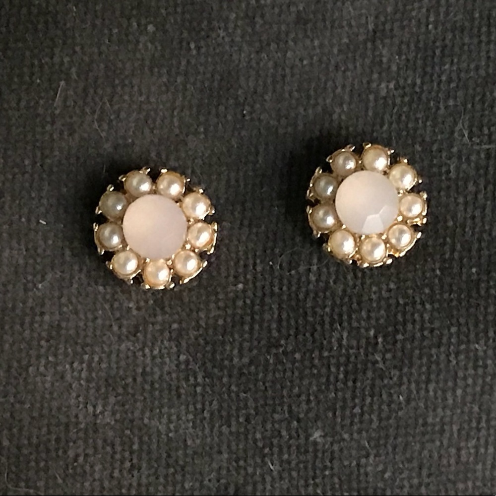 post earrings